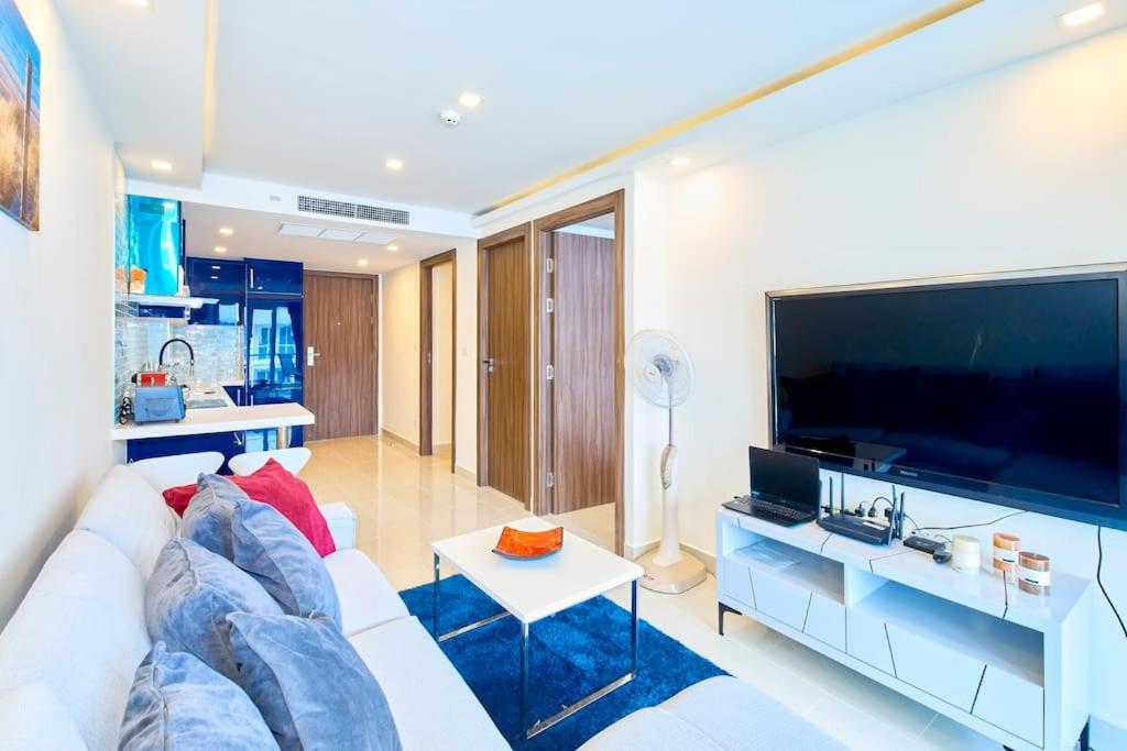 Grand Avenue By Tech Apartment Pattaya Room photo