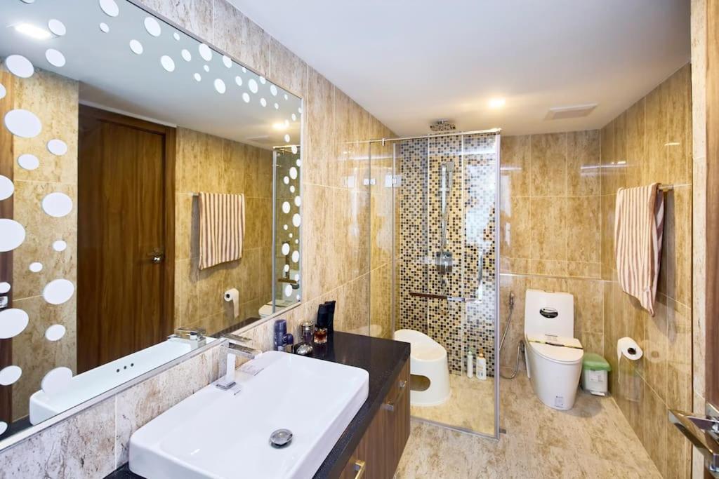 Grand Avenue By Tech Apartment Pattaya Room photo