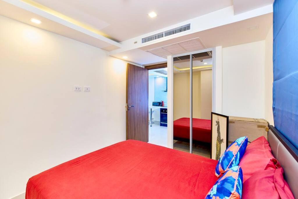 Grand Avenue By Tech Apartment Pattaya Room photo