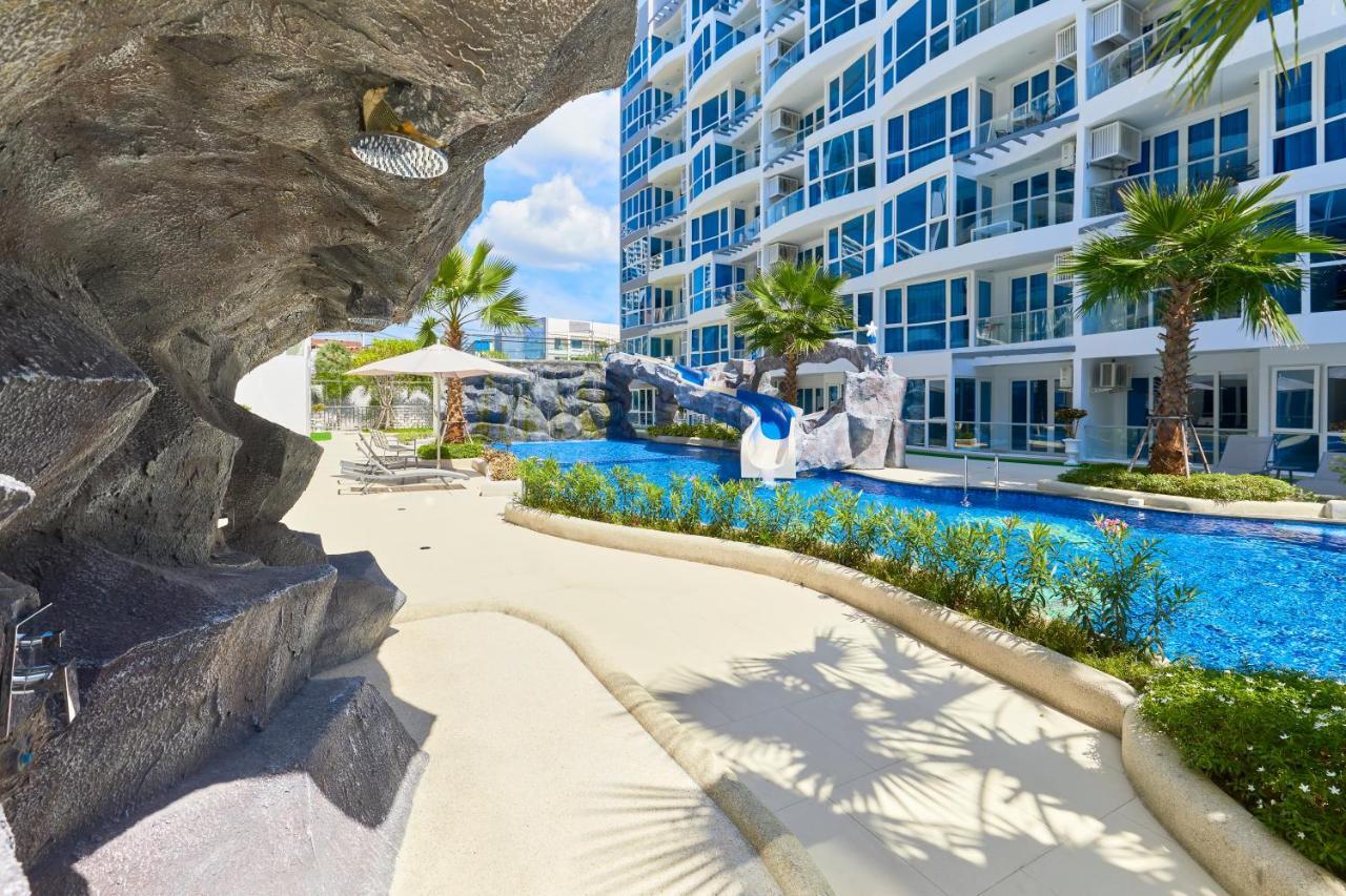 Grand Avenue By Tech Apartment Pattaya Exterior photo